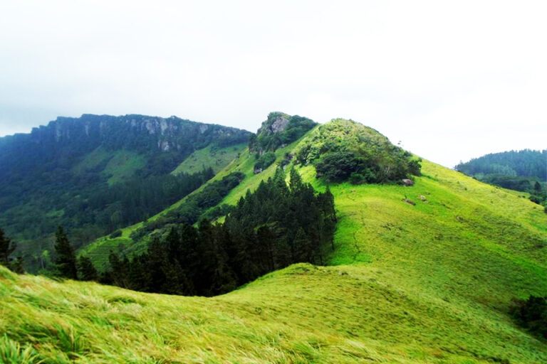 Hanthana-Mountain-Range-1