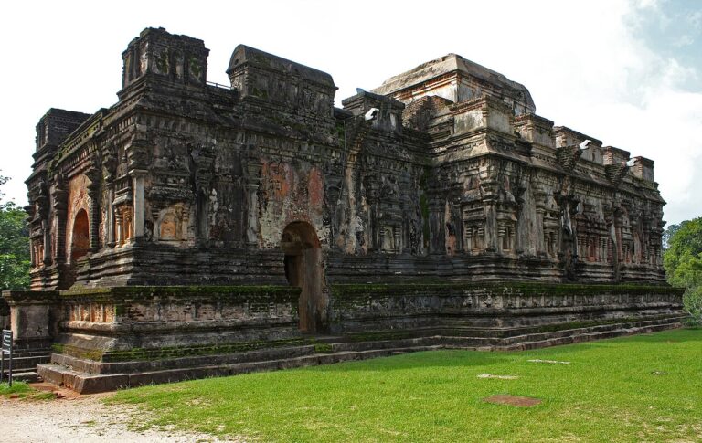 A building with a Southern Indian Architecture style in Polonnaruwa