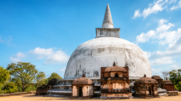 kiri wehera polonnaruwa