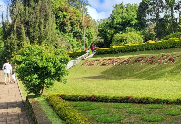 Visit Victoria Park