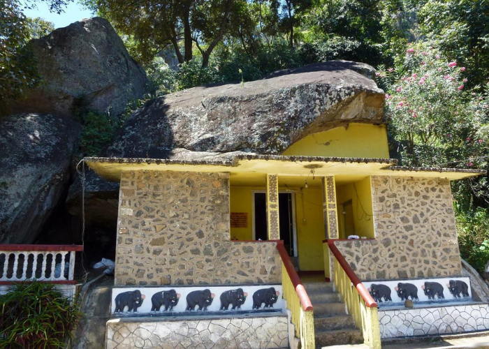 Ravana Cave 4