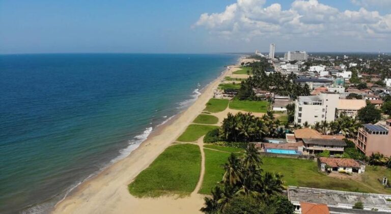 Negombo Beach