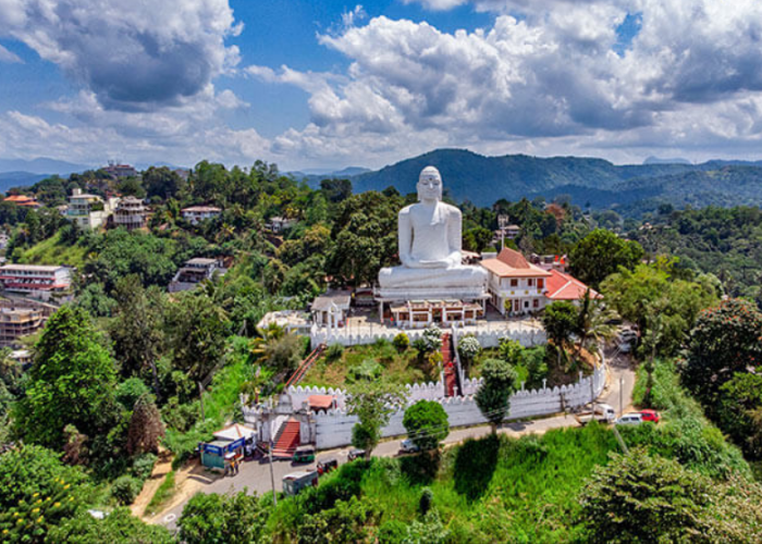 Bahirawakanda Buddha Statue1