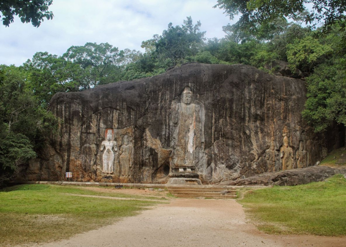 Buduruwagala Ancient Temple3