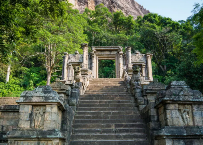 Yapahuwa Rock Fortress1