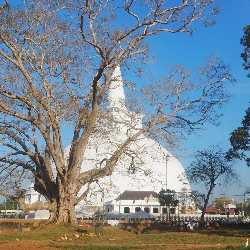 mirisavetiya stupa
