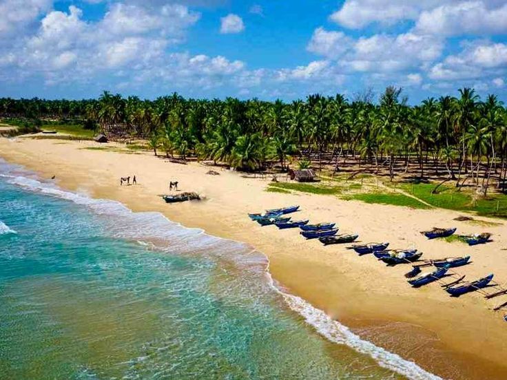 pasikudah beach